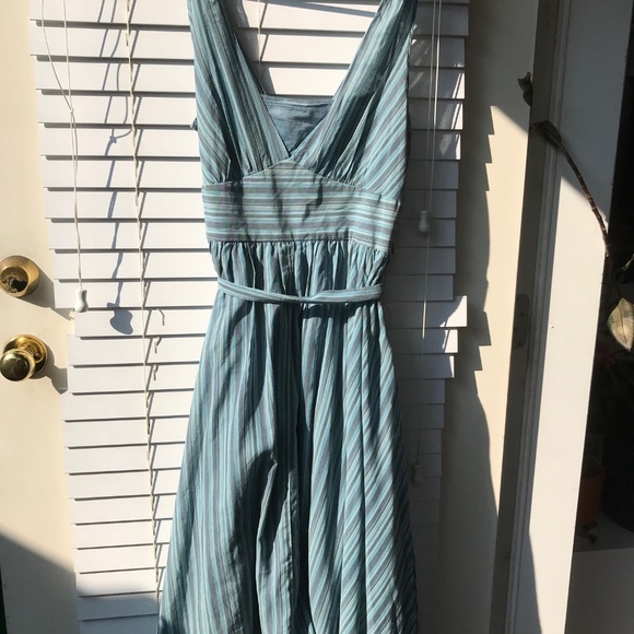 Banana Republic Dresses & Skirts - Banana Republic Blue Striped Midi Dress